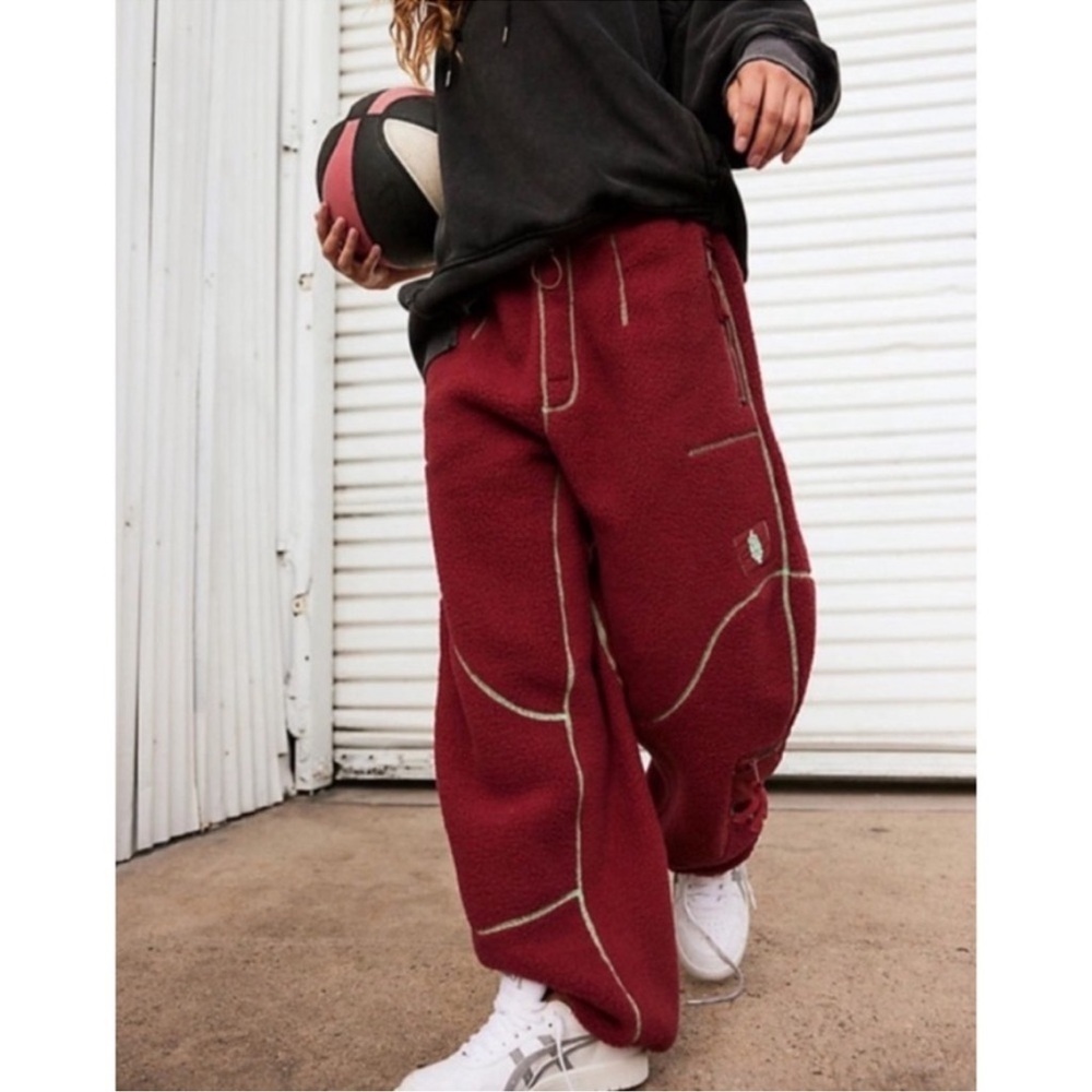 Free People Hit the Slopes Cargo Pants Oxblood XS - Picture 2 of 10